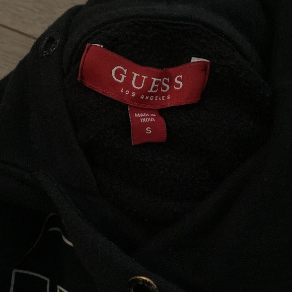 Guess small hoodie - Picture 3 of 4